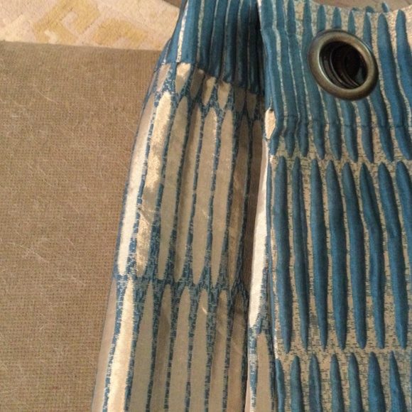 Beautiful Like New Curtains - Picture 5 of 8